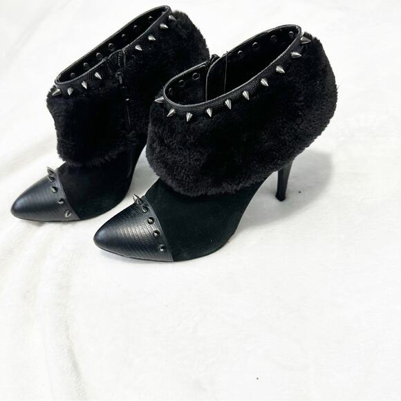 ABS Allen Schwartz Black Studded Ankle Boots fur heeled booties spiked size 8 - Picture 4 of 11
